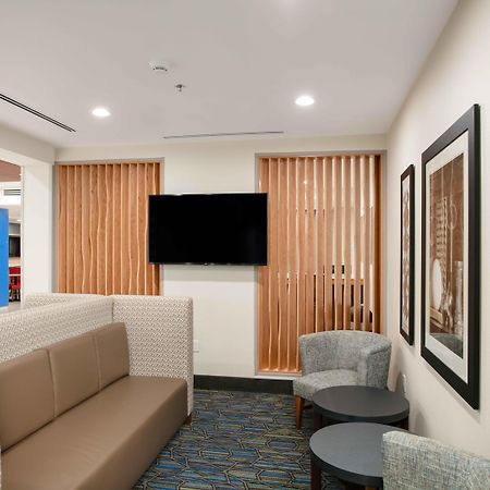Holiday Inn Express & Suites Oakhurst-Yosemite Park Area By Ihg Экстерьер фото
