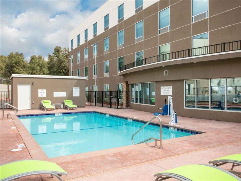 Holiday Inn Express & Suites Oakhurst-Yosemite Park Area By Ihg Экстерьер фото