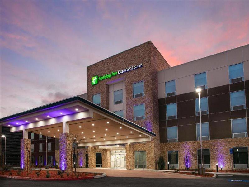 Holiday Inn Express & Suites Oakhurst-Yosemite Park Area By Ihg Экстерьер фото