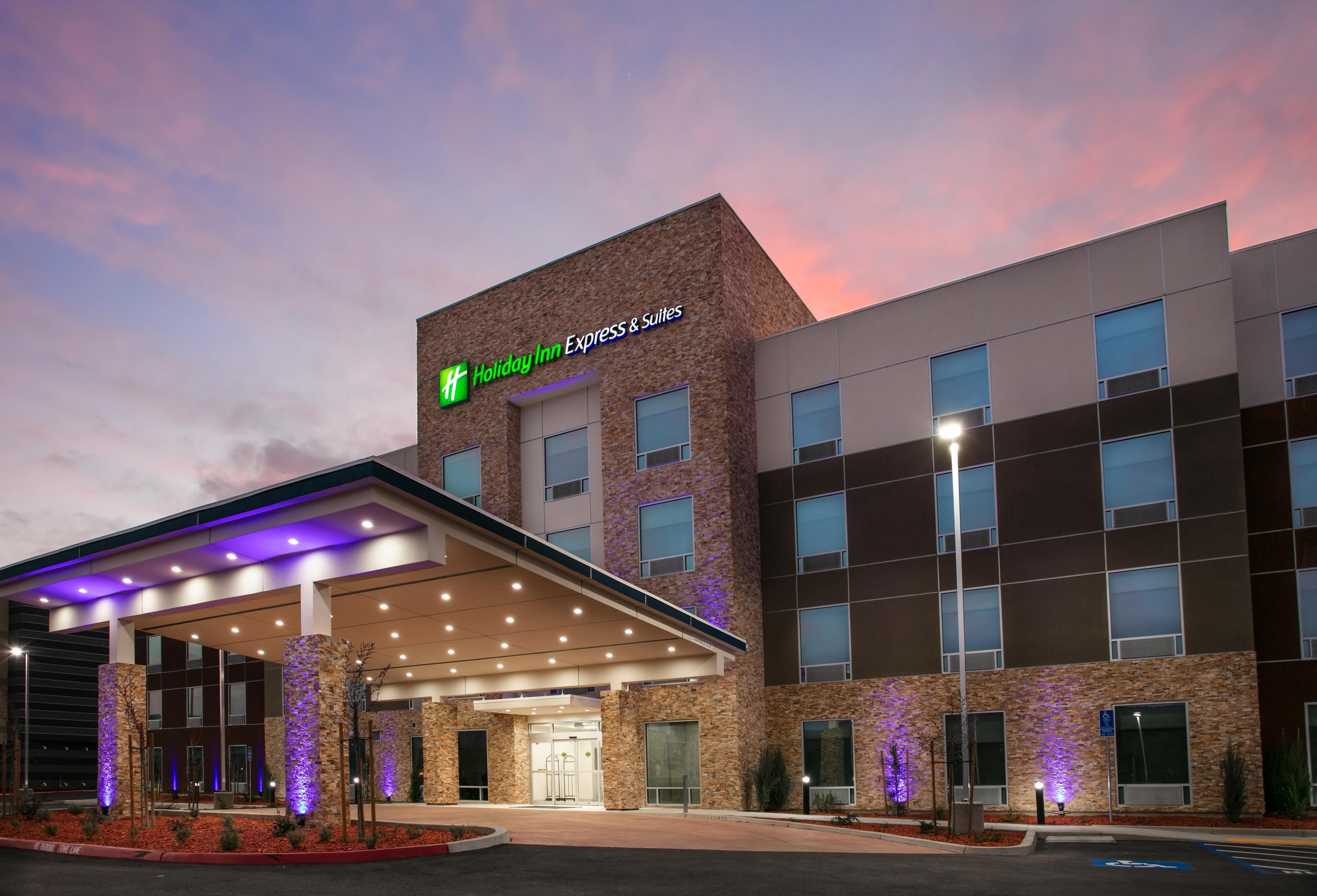 Holiday Inn Express & Suites Oakhurst-Yosemite Park Area By Ihg Экстерьер фото
