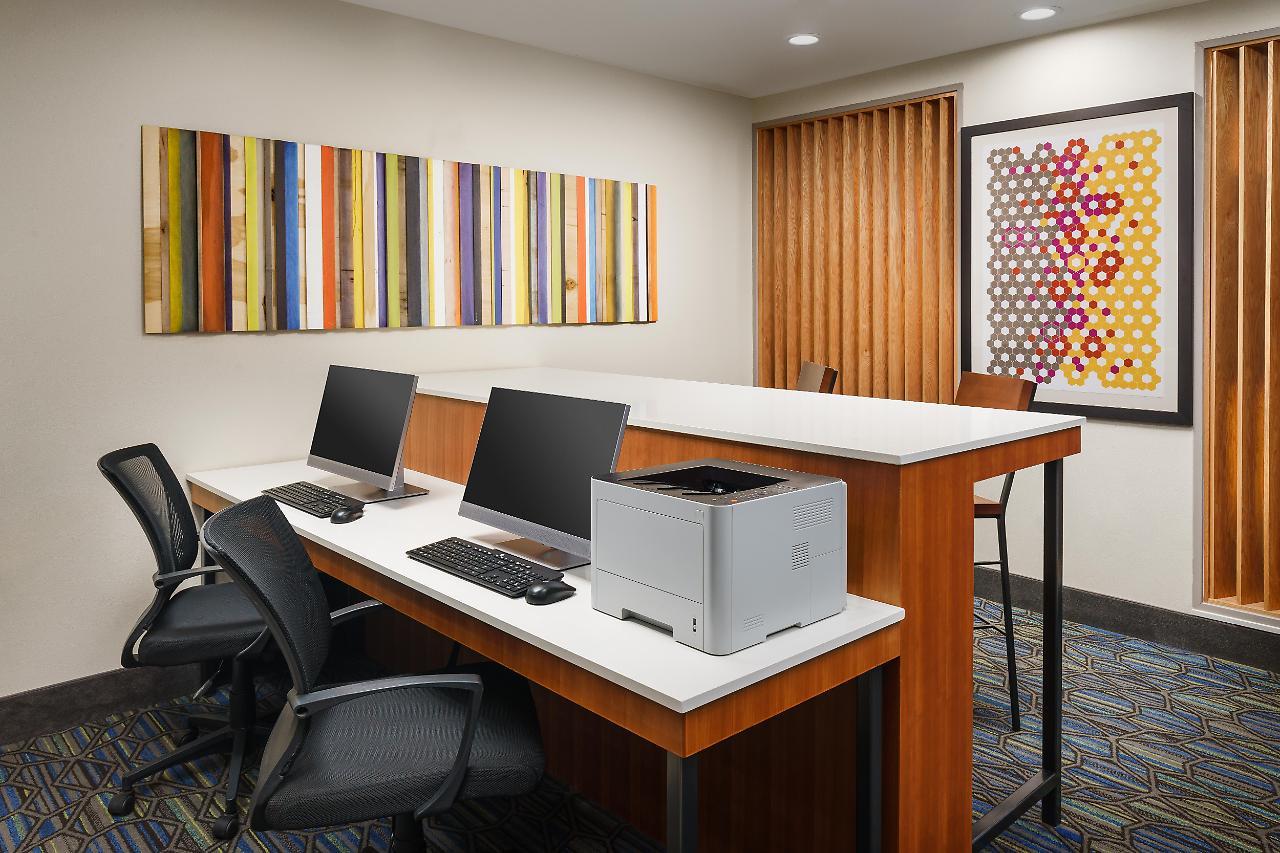 Holiday Inn Express & Suites Oakhurst-Yosemite Park Area By Ihg Экстерьер фото